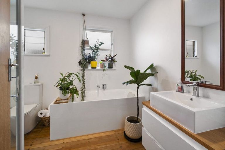 Photo of property in 59 Birmingham Street, Takaro, Palmerston North, 4412