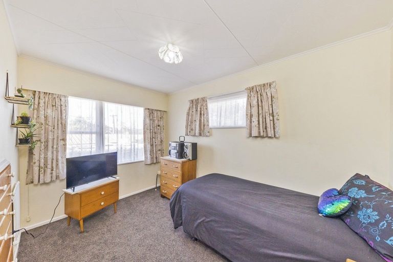 Photo of property in 90 Lethbridge Street, Feilding, 4702
