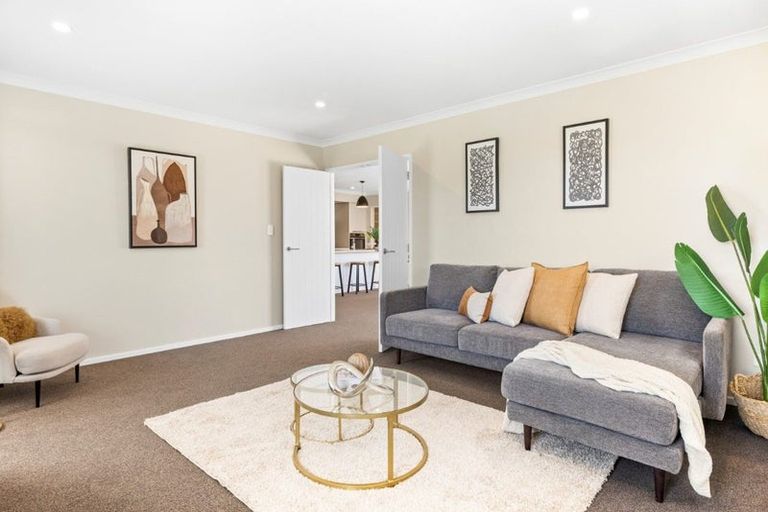 Photo of property in 98 Penetaka Heights, Pyes Pa, Tauranga, 3112