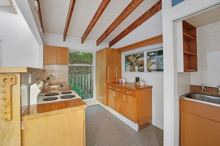 Photo of property in 20 Simcox Street, Otaki Beach, Otaki, 5512