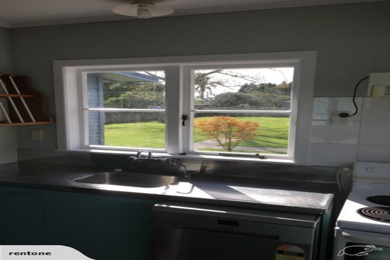 Photo of property in 4 Second View Avenue, Beachlands, Auckland, 2018