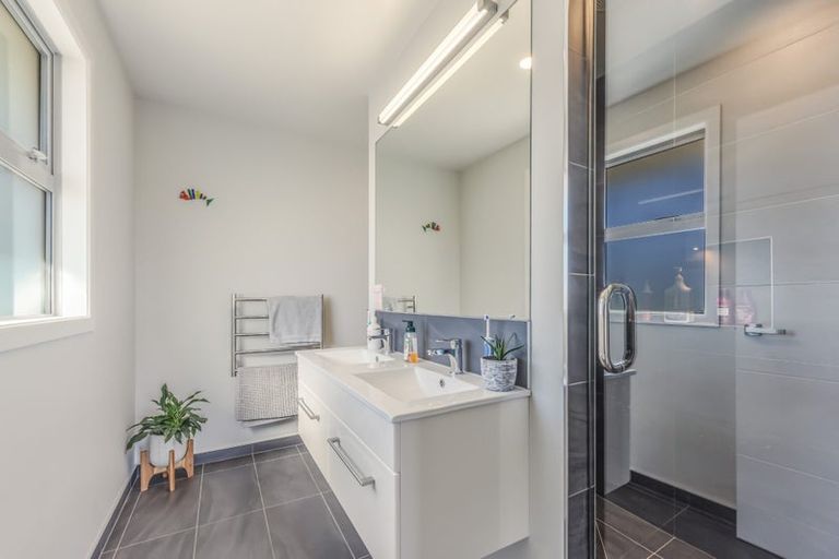 Photo of property in 26 Katania Heights, Brightwater, 7022