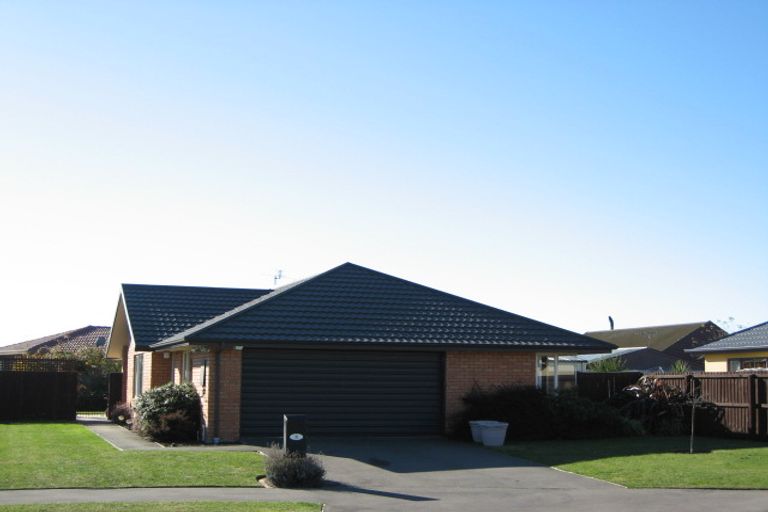 Photo of property in 43 Shenley Drive, Belfast, Christchurch, 8051