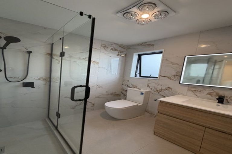 Photo of property in 11 Aituaa Road, Pukekohe, 2120