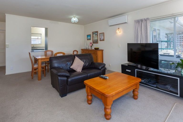 Photo of property in 12/11 Campbell Close, Whangamata, 3620