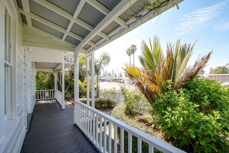 Photo of property in 1 Latham Street, Napier South, Napier, 4110