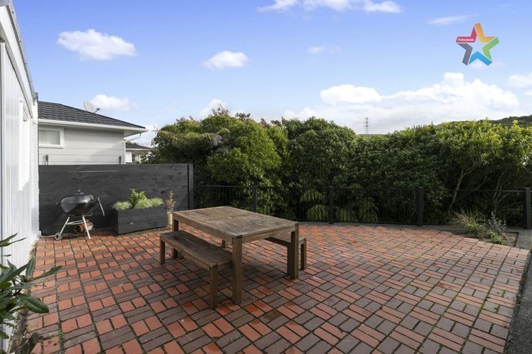 Photo of property in 73 Waipounamu Drive, Kelson, Lower Hutt, 5010