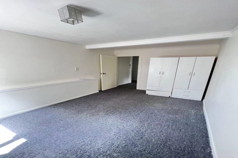 Photo of property in 36 Ennis Avenue, Pakuranga Heights, Auckland, 2010