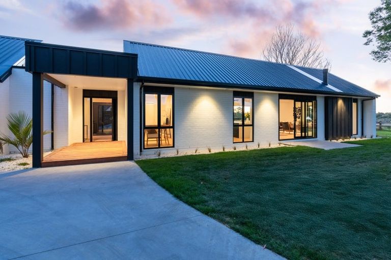 Photo of property in 41 Fencourt Road, Cambridge, 3496