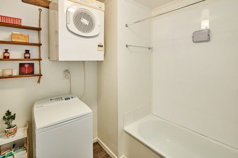 Photo of property in 16 Voltaire Street, Karori, Wellington, 6012