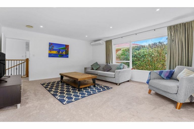 Photo of property in 81 Lynden Avenue, Hillcrest, Auckland, 0627