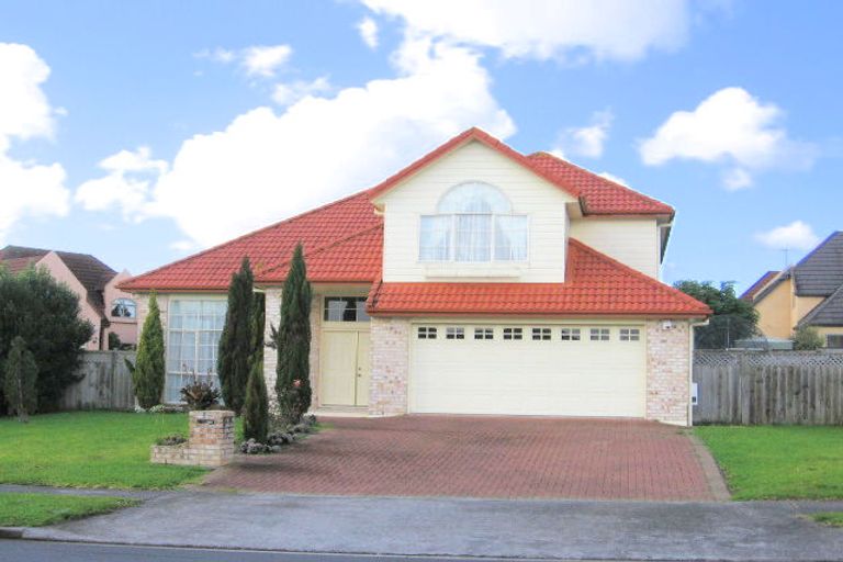 Photo of property in 15 Claremont Way, East Tamaki Heights, Auckland, 2016