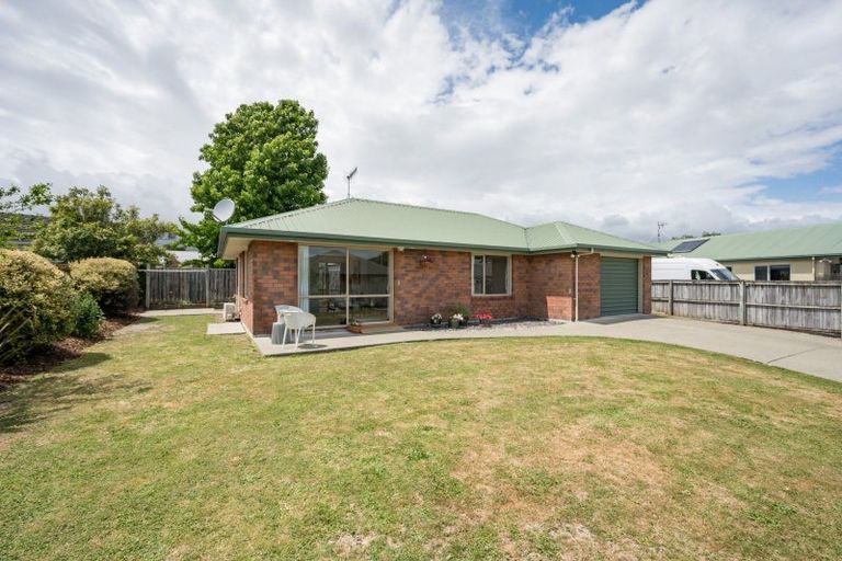 Photo of property in 12 Allport Place, Stoke, Nelson, 7011