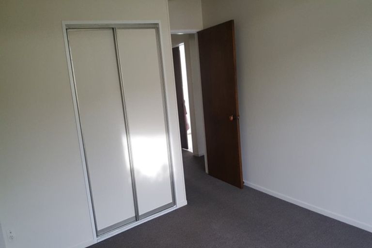 Photo of property in 19b Chipping Lane, Redwood, Christchurch, 8051