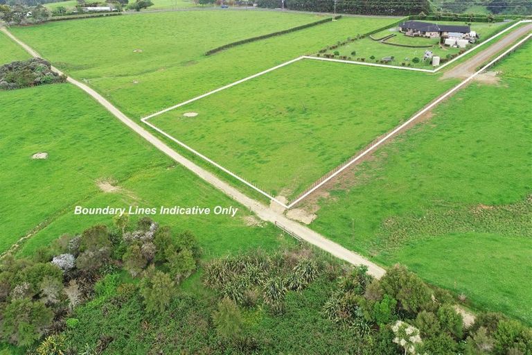 Photo of property in 498 Paparata Road, Bombay, 2675