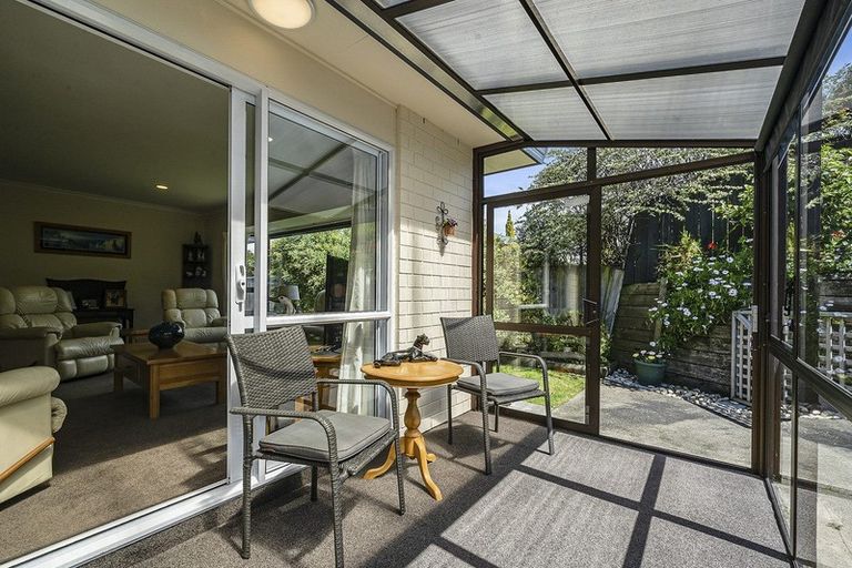 Photo of property in 26 Sunburst Court, Paraparaumu Beach, Paraparaumu, 5032