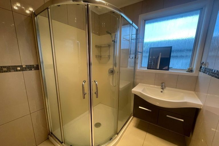 Photo of property in 48 Boundary Road, Clover Park, Auckland, 2019