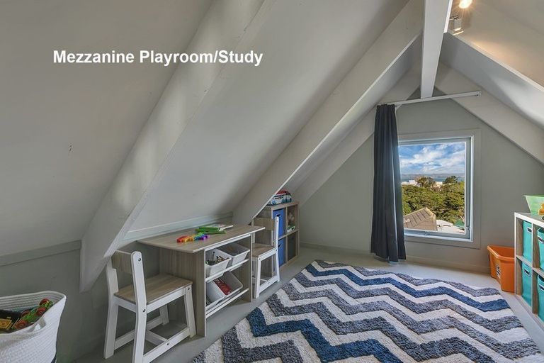 Photo of property in 1/33 Beach Haven Road, Beach Haven, Auckland, 0626