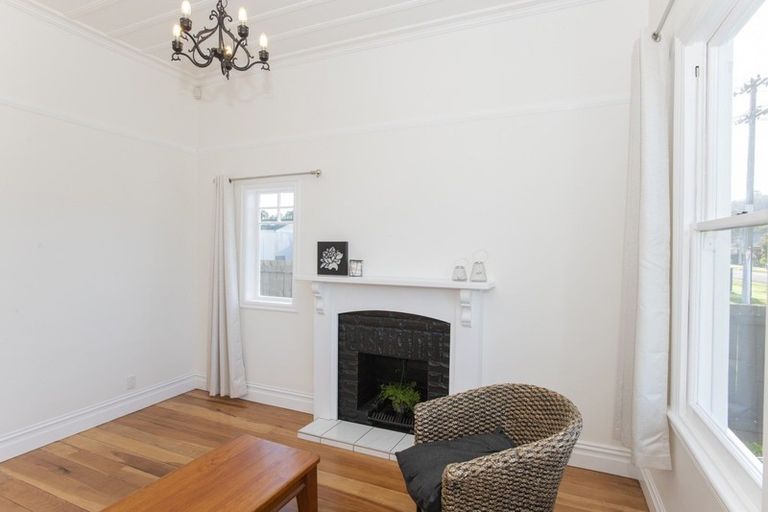 Photo of property in 42 Valley Road, Mangapapa, Gisborne, 4010