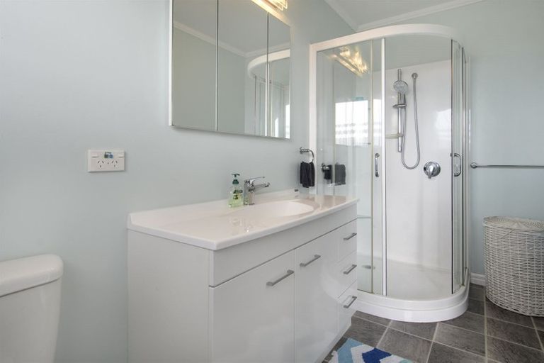 Photo of property in 10 Dawn View Place, Minden, Tauranga, 3176