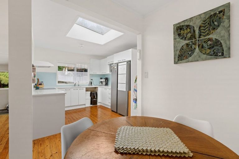 Photo of property in 29 Elliston Crescent, Stanmore Bay, Whangaparaoa, 0932