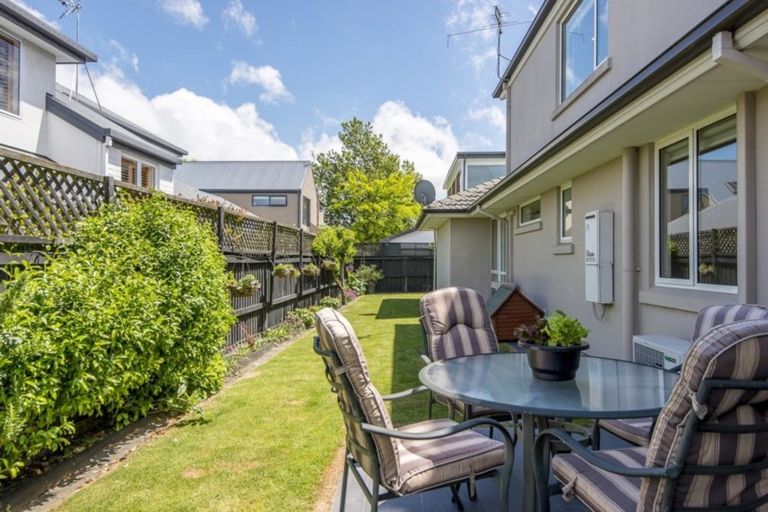 Photo of property in 52 Chateau Drive, Burnside, Christchurch, 8053