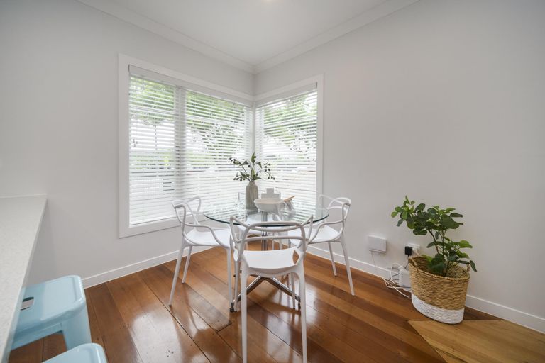 Photo of property in 9 Milverton Avenue, Hokowhitu, Palmerston North, 4410