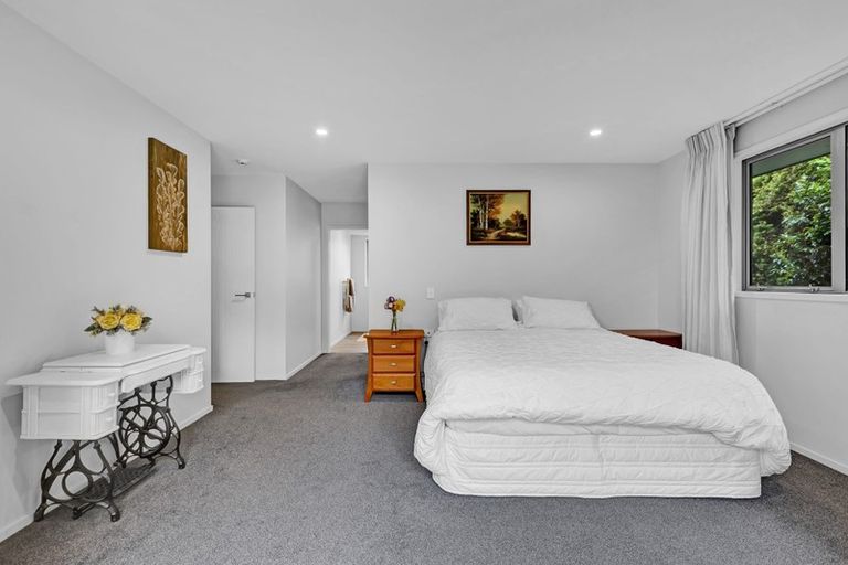 Photo of property in 184b Seaview Road, Westown, New Plymouth, 4310