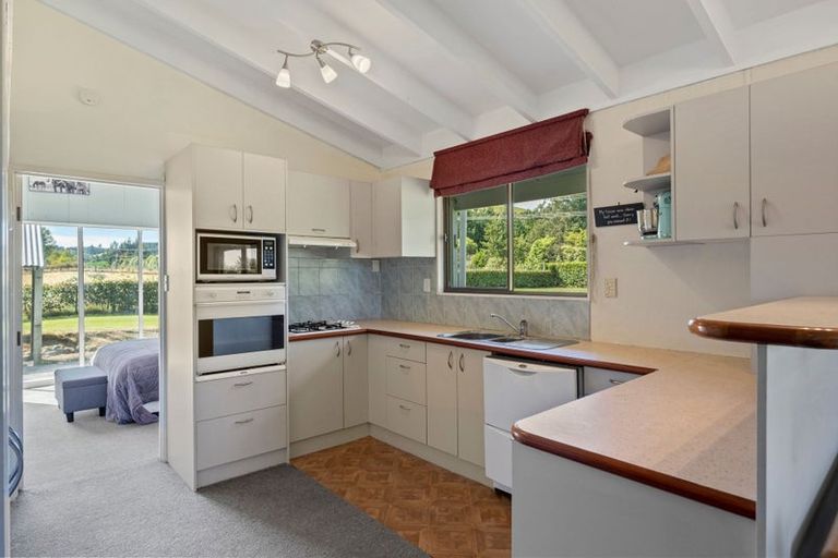 Photo of property in 302 Whangamata Road, Kinloch, Taupo, 3377
