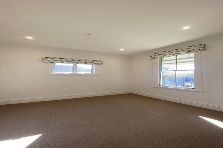 Photo of property in 412 Lyndon Road East, Hastings, 4122