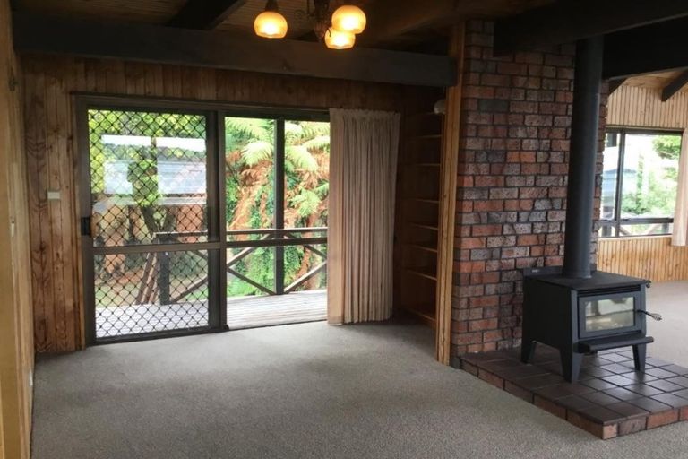 Photo of property in 50-52 The Esplanade, Omokoroa, 3114
