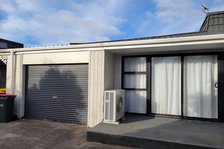 Photo of property in 3/10 Browns Road, Manurewa, Auckland, 2102