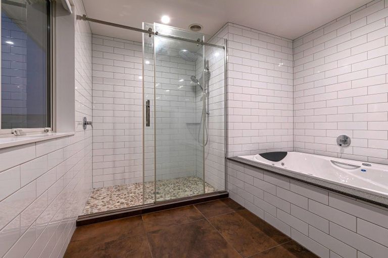 Photo of property in 72 Bankside Road, Silverdale, 0932