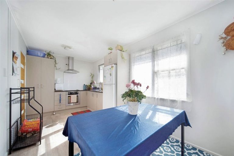 Photo of property in 3 Hannah Road, Otara, Auckland, 2023