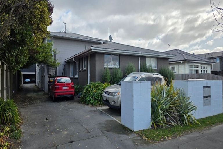 Photo of property in 6/13 Newnham Terrace, Upper Riccarton, Christchurch, 8041