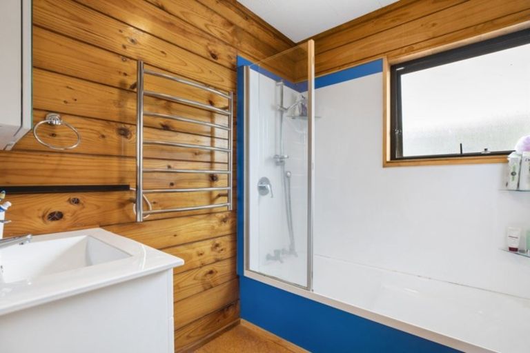 Photo of property in 150 Carnoustie Drive, Wattle Downs, Auckland, 2103