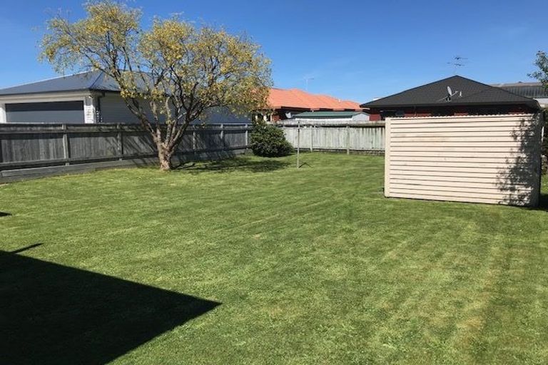 Photo of property in 69 Bell Road, Waiwhetu, Lower Hutt, 5010