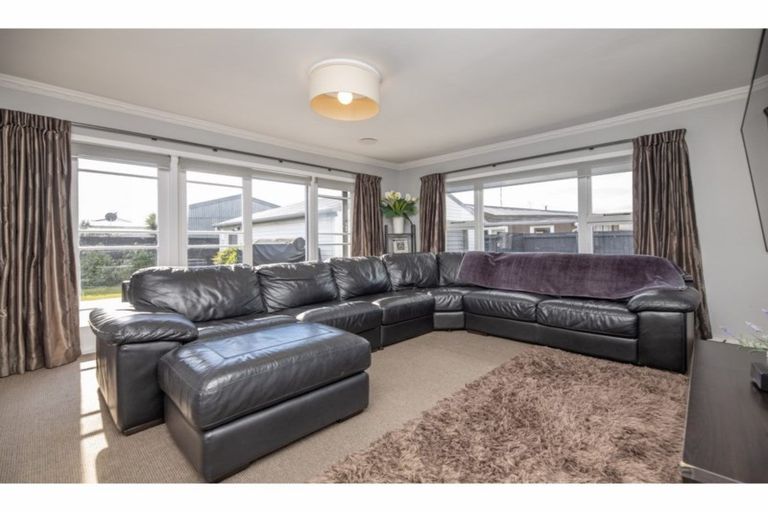 Photo of property in 17 Leverett Place, North New Brighton, Christchurch, 8083