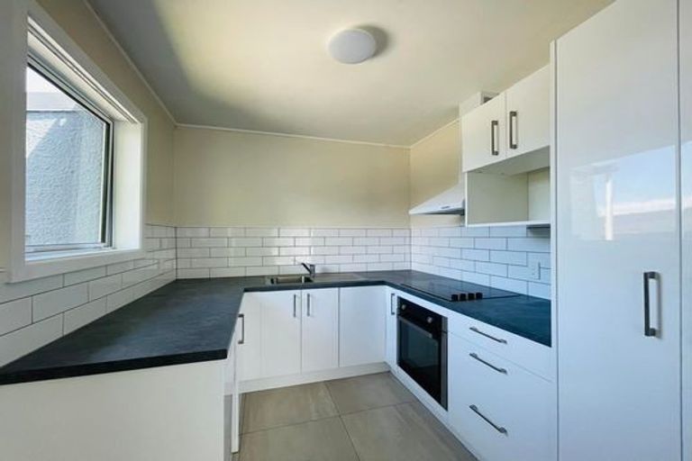 Photo of property in 8/255 Waterloo Road, Hutt Central, Lower Hutt, 5011