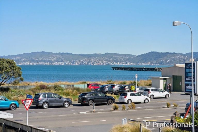 Photo of property in 6a Nelson Street, Petone, Lower Hutt, 5012