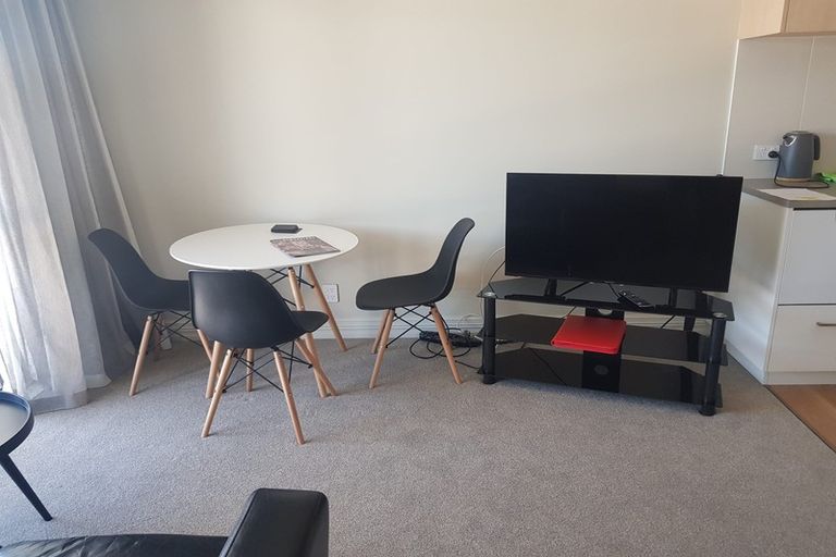 Photo of property in West Fitzroy, 5a/66 Armagh Street, Christchurch Central, Christchurch, 8013