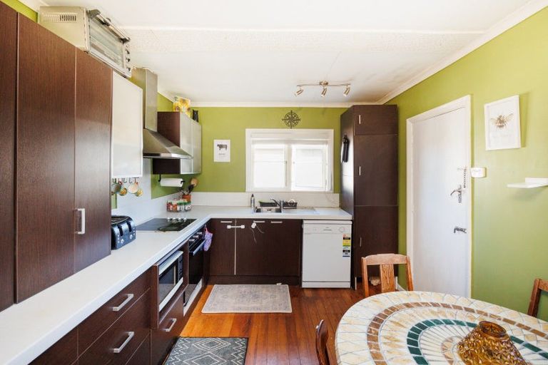 Photo of property in 19 Nottingham Avenue, Awapuni, Palmerston North, 4412