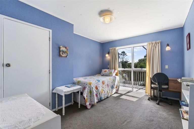 Photo of property in 223a Titirangi Road, Titirangi, Auckland, 0604