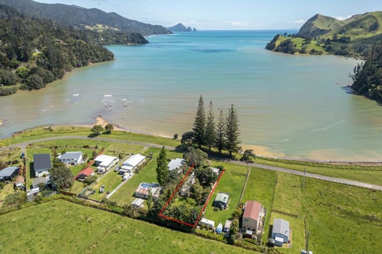 Photo of property in 74 Carey Road, Port Charles, Coromandel, 3584