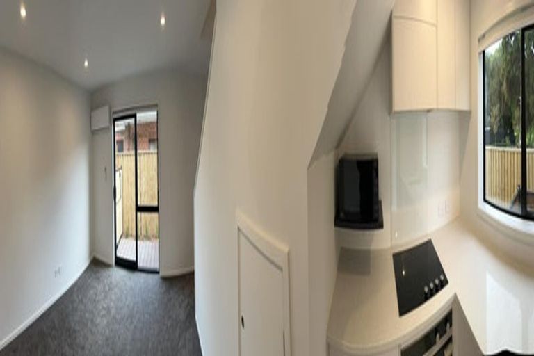 Photo of property in 2/148 Riverside Drive, Waiwhetu, Lower Hutt, 5010