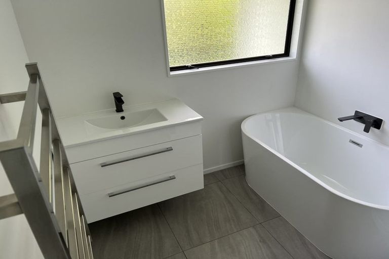 Photo of property in 11 Saint Hill Lane, Havelock North, 4130