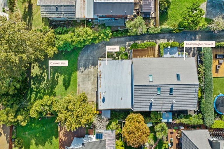 Photo of property in 3/4a Dallinghoe Crescent, Milford, Auckland, 0620