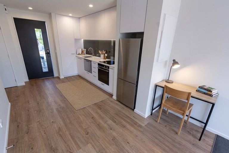 Photo of property in 2/149 Purchas Street, Edgeware, Christchurch, 8013