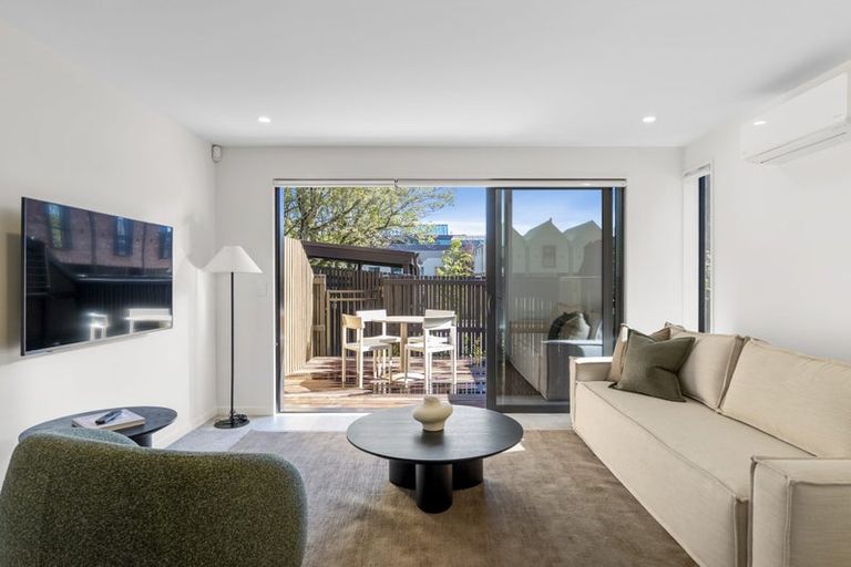 Photo of property in 55 Deans Avenue, Addington, Christchurch, 8011