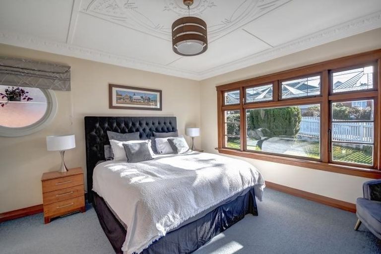 Photo of property in 79 Middleton Road, Kew, Dunedin, 9012